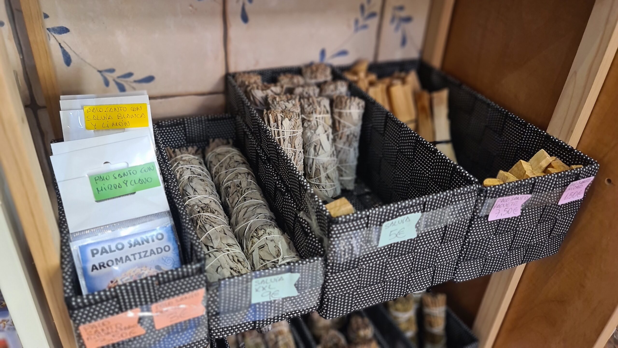 sahumerios palo santo